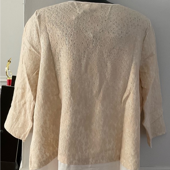 Tianna Textured Lace Top in Dusty Rose - Picture 2 of 5